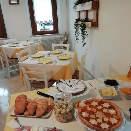 La Casa Di Loretta Frühstückspension