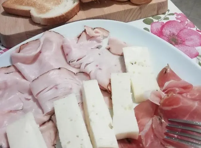 La Casa Di Loretta Bed & Breakfast 3*